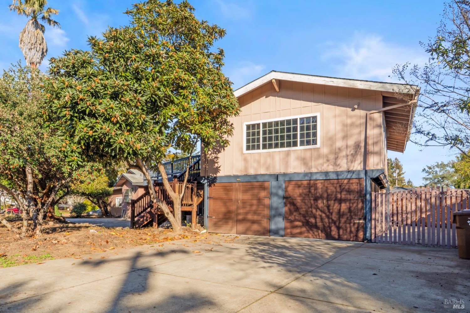 Detail Gallery Image 17 of 26 For 1051 Vassar Dr, Napa,  CA 94558 - 4 Beds | 3 Baths