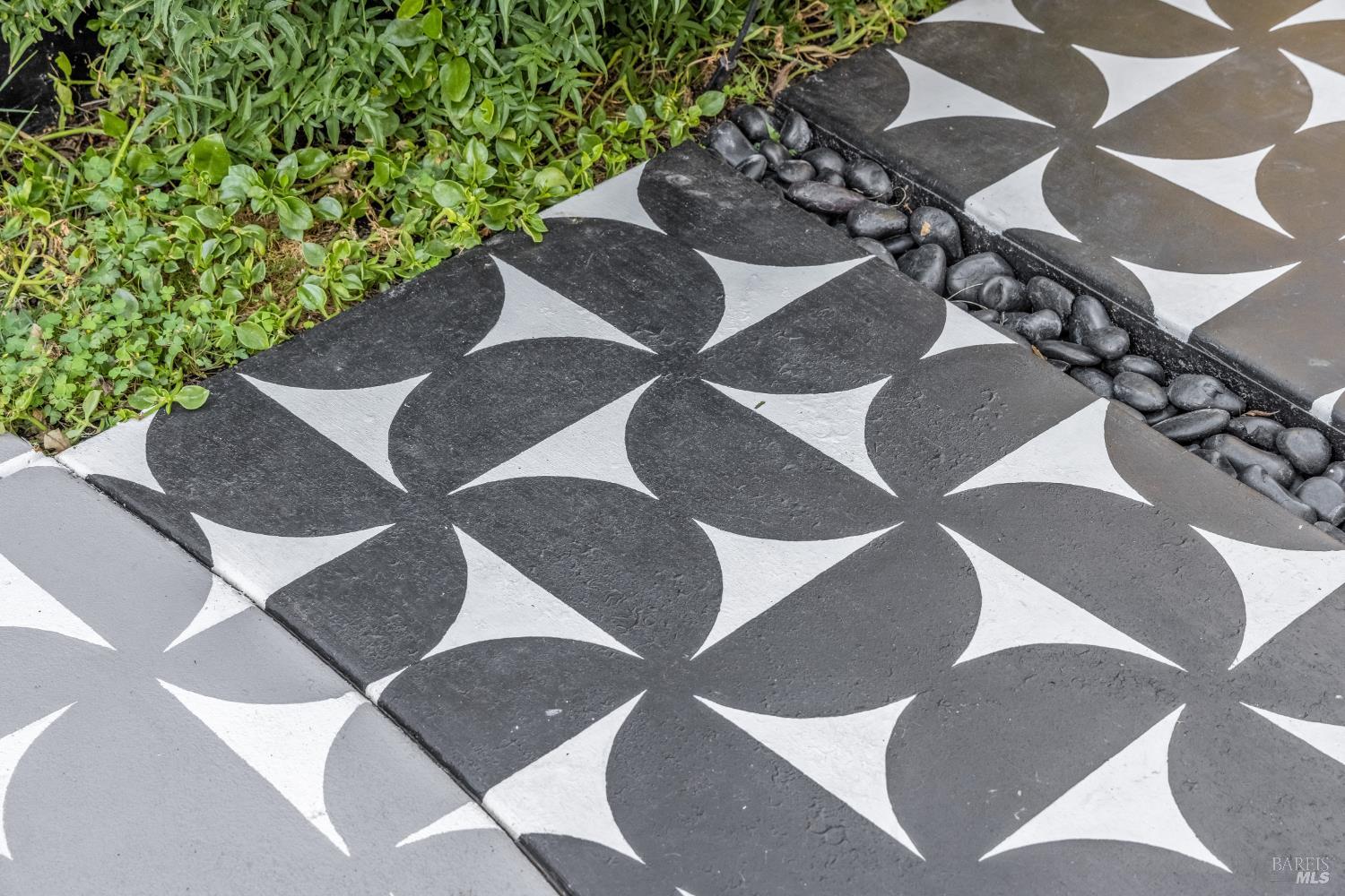 Detail Gallery Image 32 of 40 For 775 Boyes Blvd, Sonoma,  CA 95476 - 3 Beds | 2 Baths