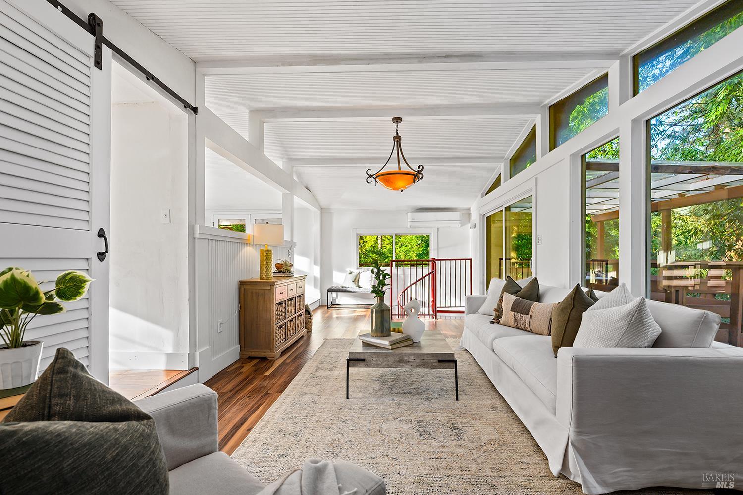 Detail Gallery Image 15 of 39 For 11071 Ogburn Ln, Forestville,  CA 95436 - 2 Beds | 2 Baths