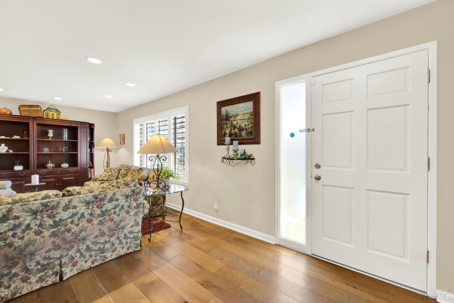 Detail Gallery Image 15 of 99 For 480 La Canada Ct, Morgan Hill,  CA 95037 - 5 Beds | 3/1 Baths