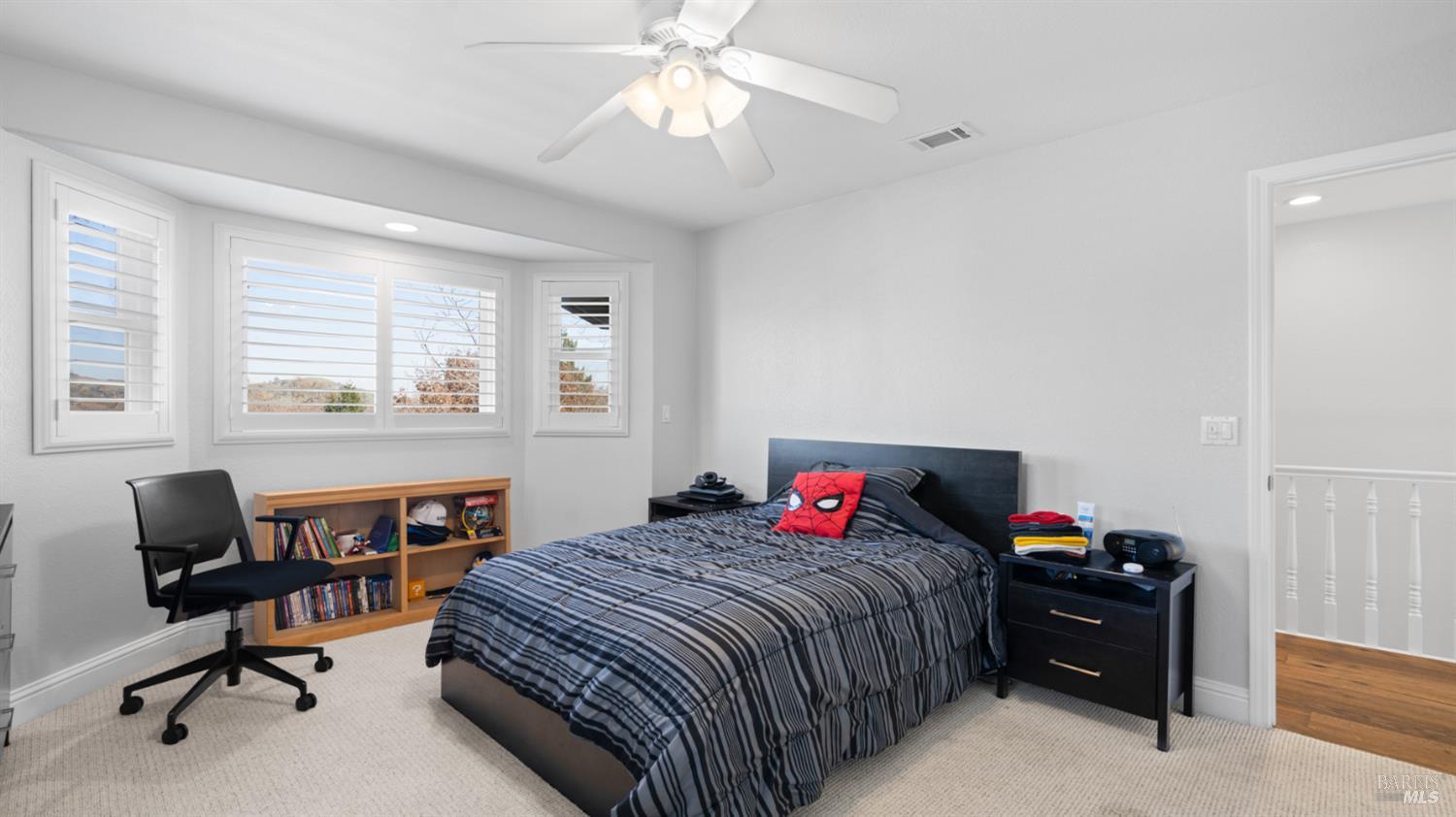 Detail Gallery Image 32 of 98 For 220 Hidden Valley Ln, Vacaville,  CA 95688 - 3 Beds | 2/1 Baths