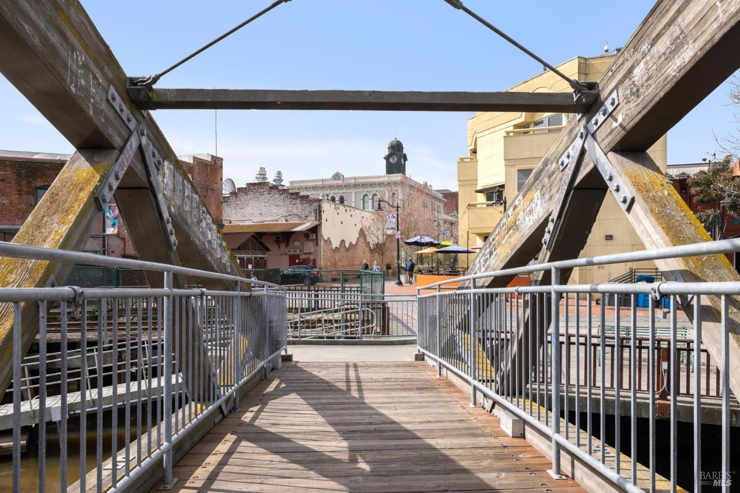 Detail Gallery Image 70 of 78 For 1805 Alvarado St, Petaluma,  CA 94952 - 4 Beds | 3 Baths