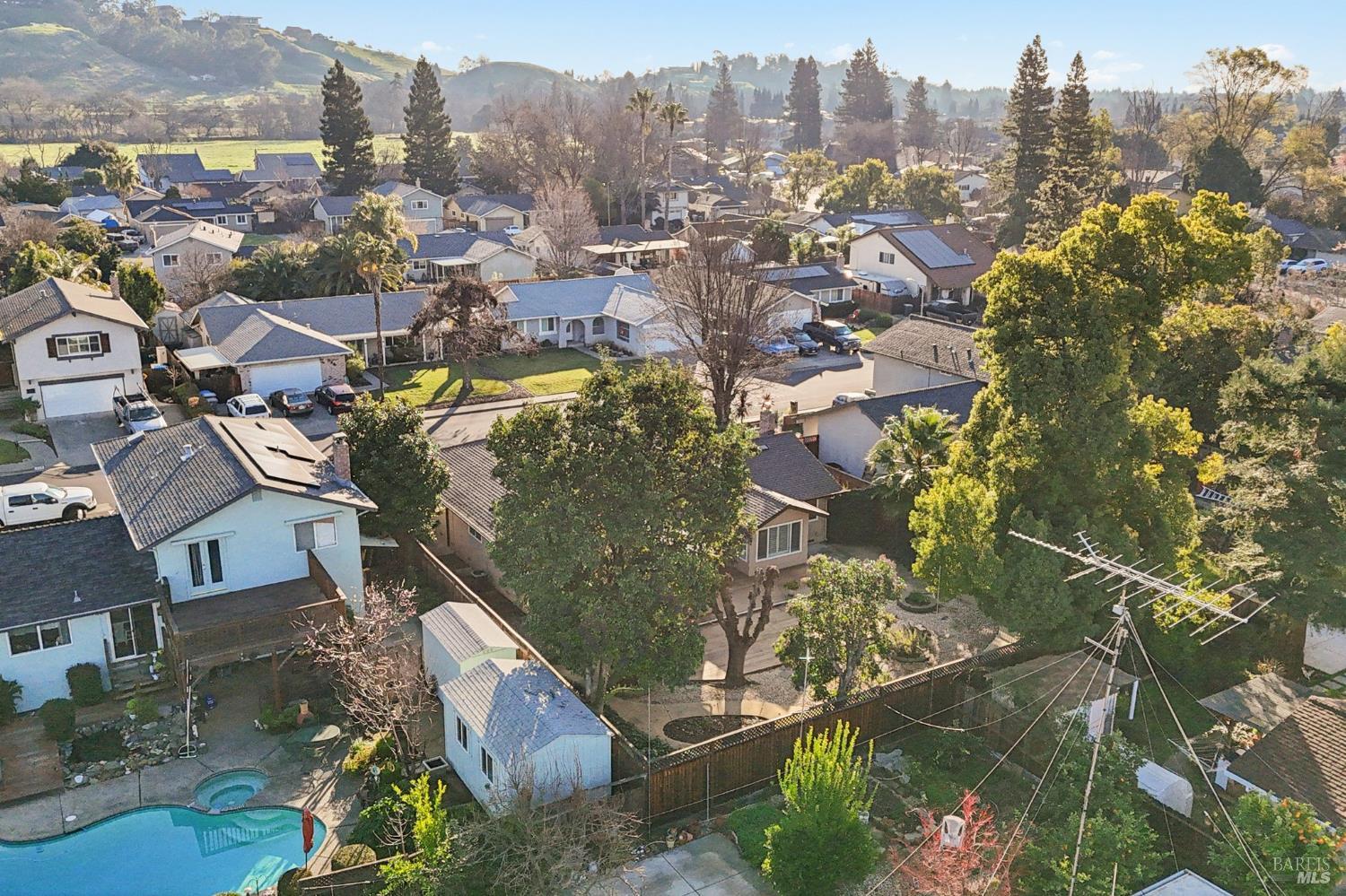 Detail Gallery Image 42 of 49 For 324 Woodside Cir, Vacaville,  CA 95688 - 3 Beds | 2 Baths