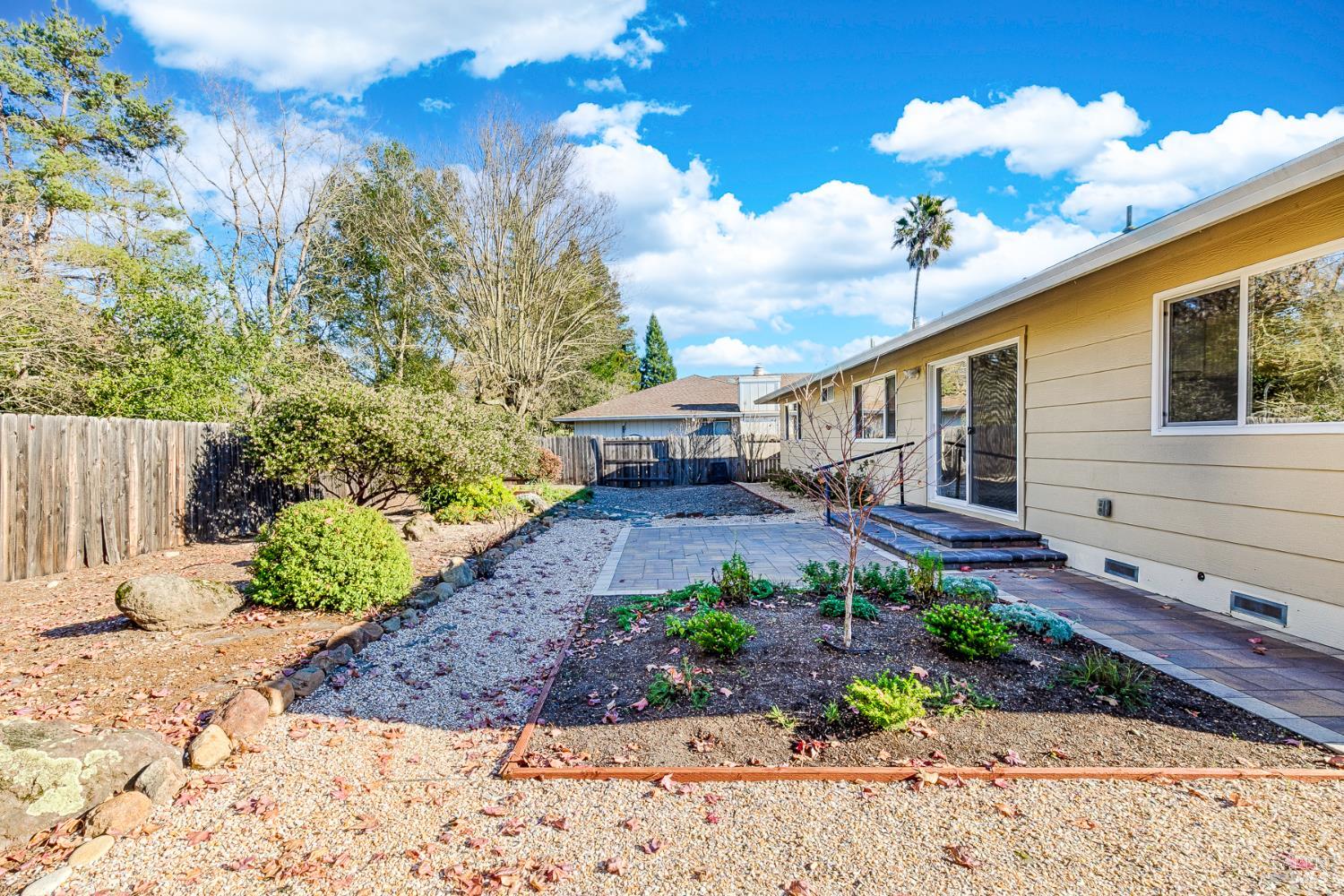 Detail Gallery Image 36 of 41 For 8902 Oak Trail Dr, Santa Rosa,  CA 95409 - 3 Beds | 2 Baths