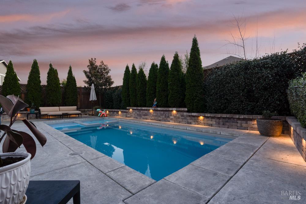 Detail Gallery Image 61 of 72 For 280 Pacific Heights Dr, Santa Rosa,  CA 95403 - 4 Beds | 3/1 Baths