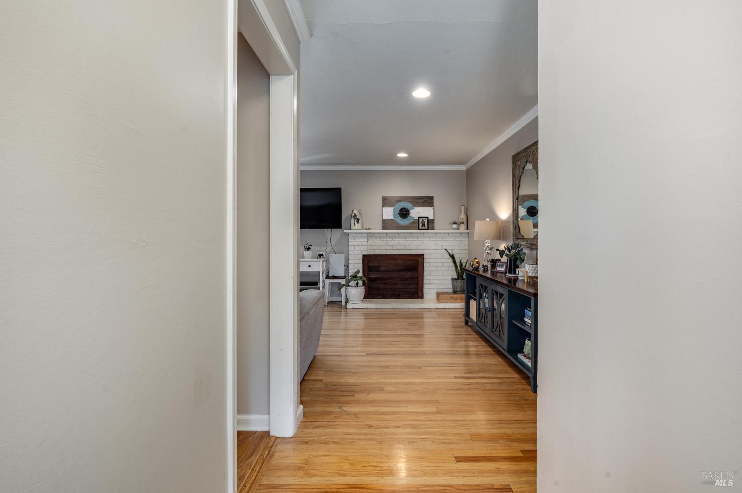 Detail Gallery Image 7 of 33 For 3770 Dover St, Napa,  CA 94558 - 3 Beds | 2 Baths