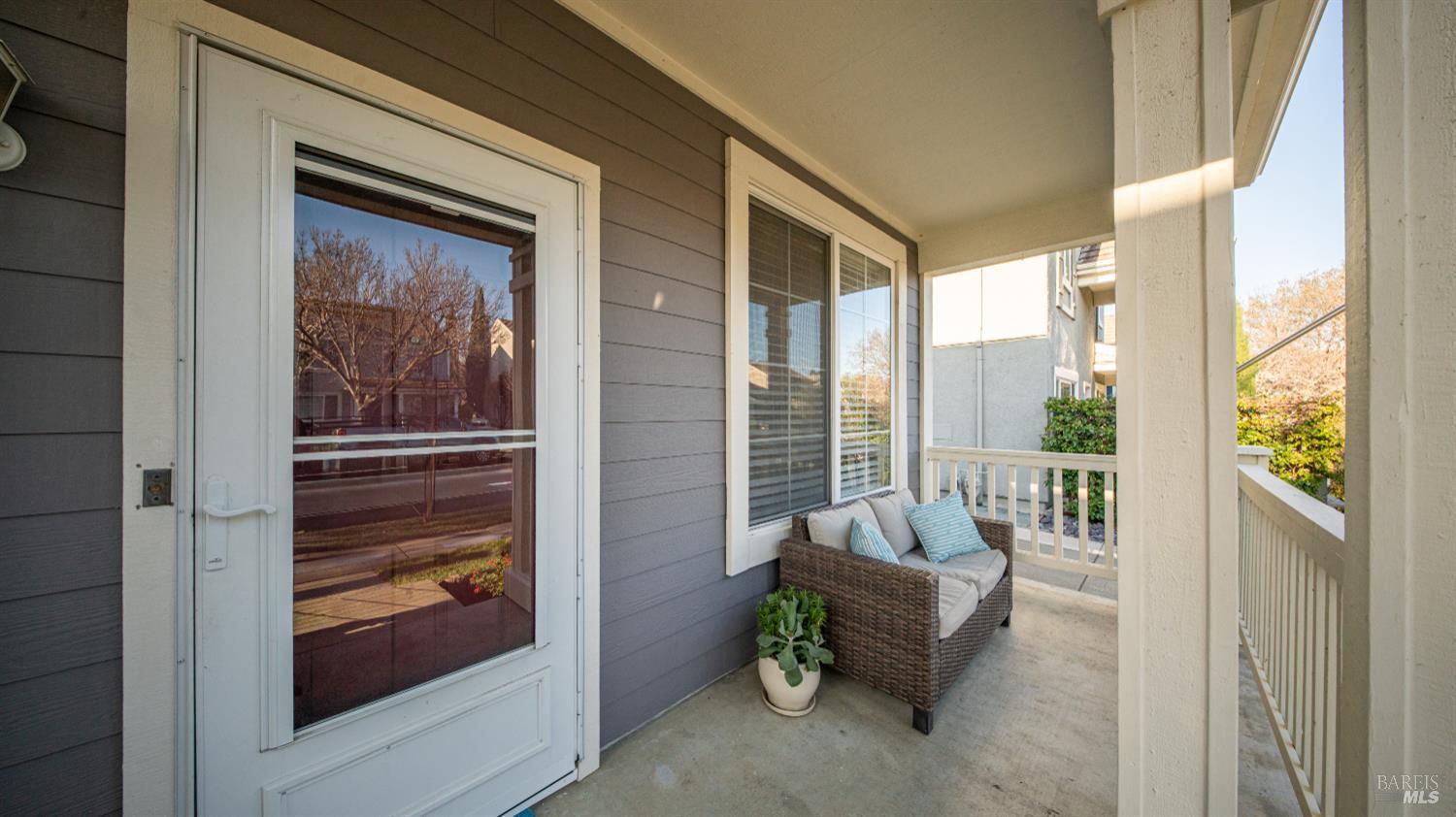 Detail Gallery Image 5 of 35 For 5257 Venus Dr, Fairfield,  CA 94534 - 3 Beds | 2 Baths