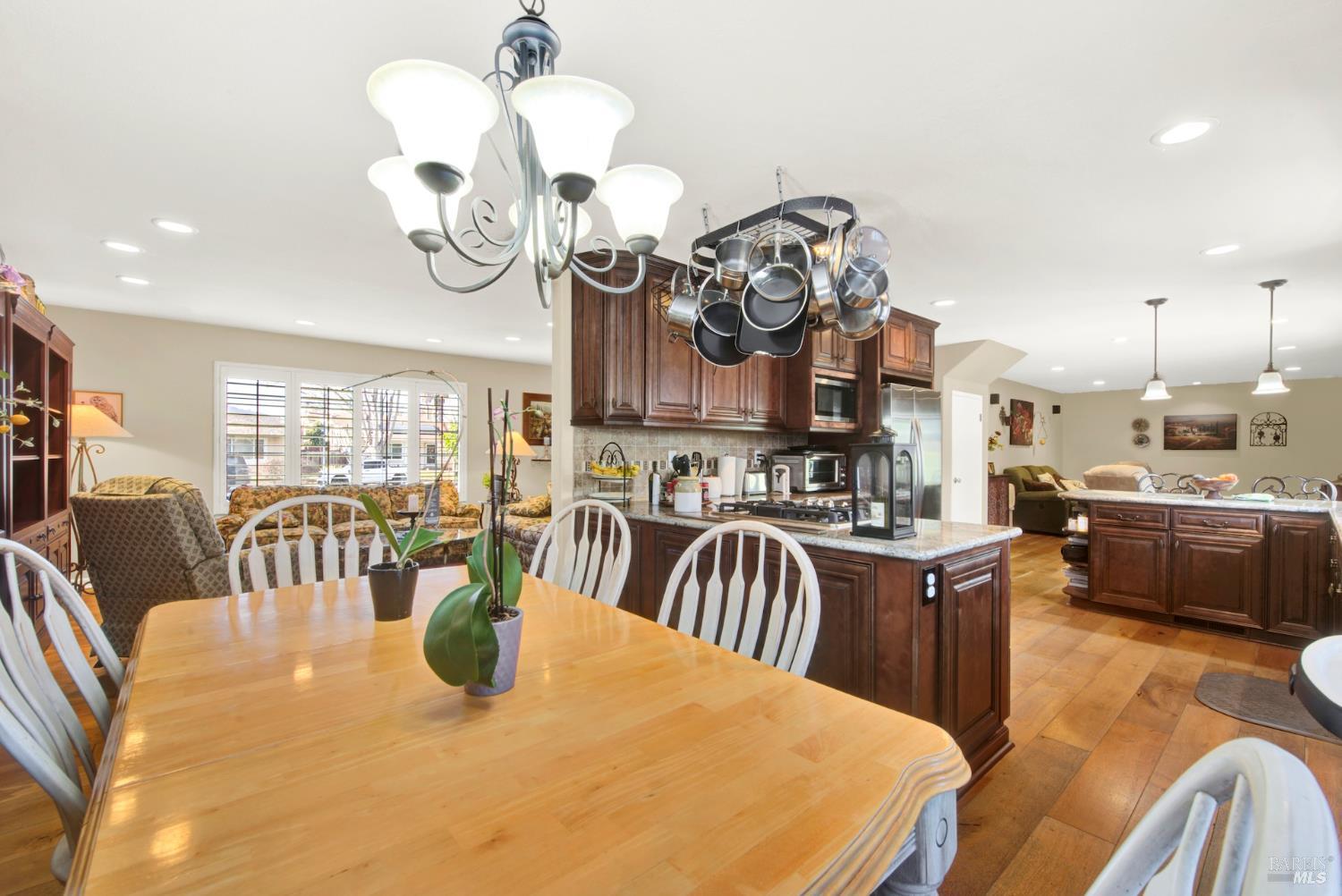 Detail Gallery Image 21 of 99 For 480 La Canada Ct, Morgan Hill,  CA 95037 - 5 Beds | 3/1 Baths