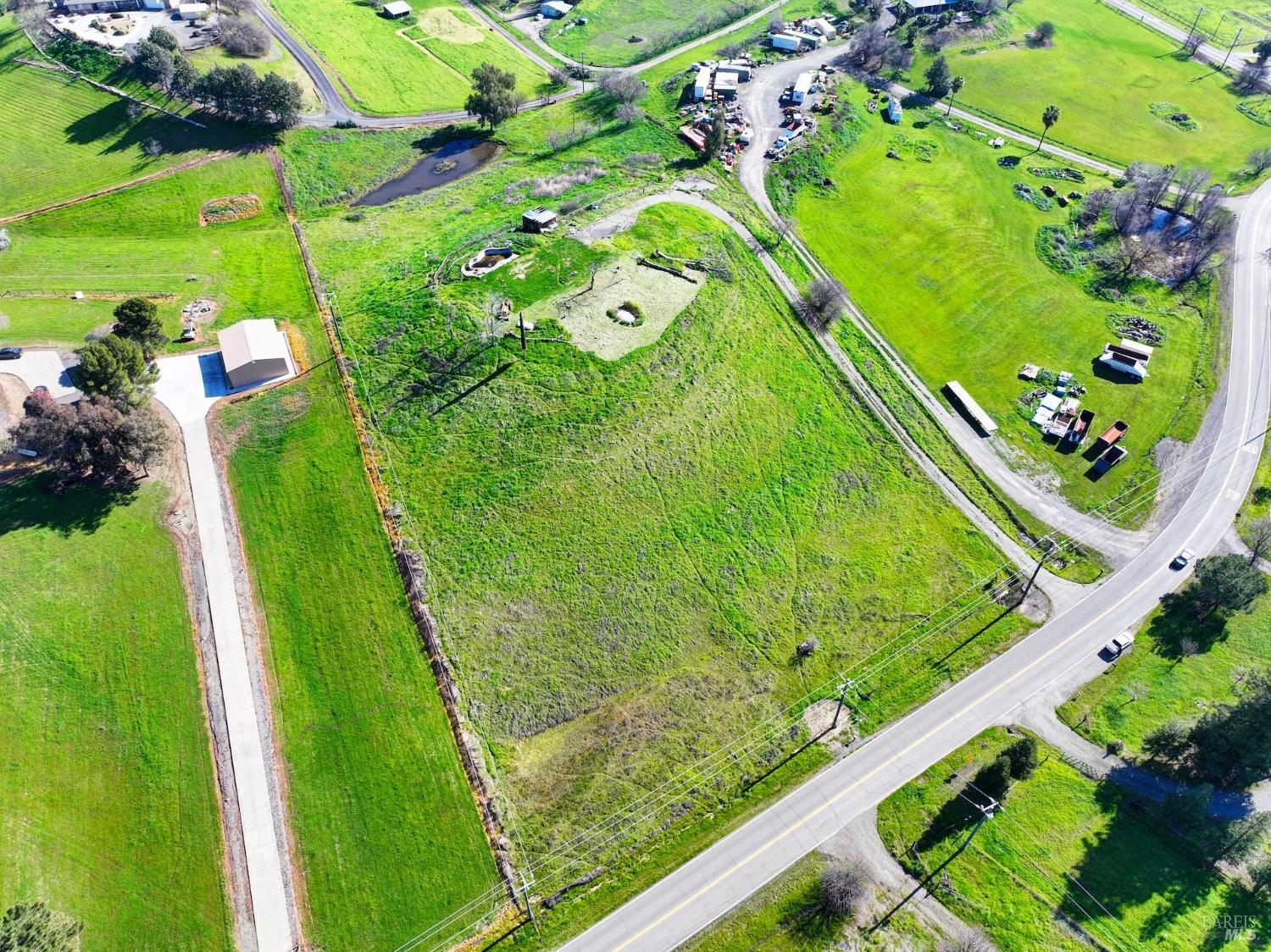 Detail Gallery Image 19 of 83 For 7668 English Hills Rd, Vacaville,  CA 95688 - – Beds | – Baths