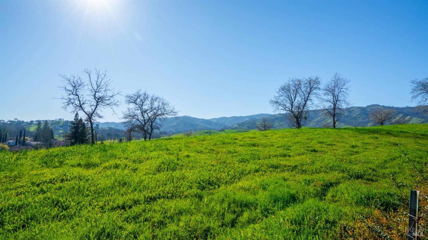 Detail Gallery Image 70 of 98 For 220 Hidden Valley Ln, Vacaville,  CA 95688 - 3 Beds | 2/1 Baths