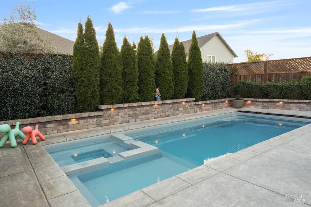 Detail Gallery Image 52 of 72 For 280 Pacific Heights Dr, Santa Rosa,  CA 95403 - 4 Beds | 3/1 Baths