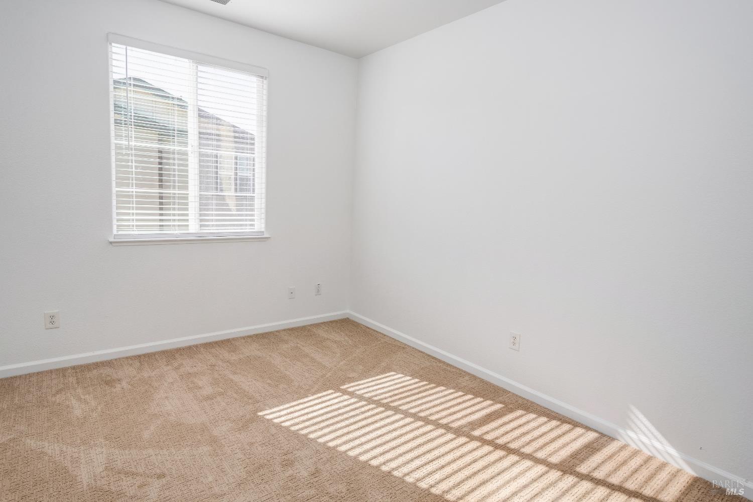 Detail Gallery Image 28 of 38 For 1660 Glenmore Dr, Fairfield,  CA 94533 - 4 Beds | 2/1 Baths