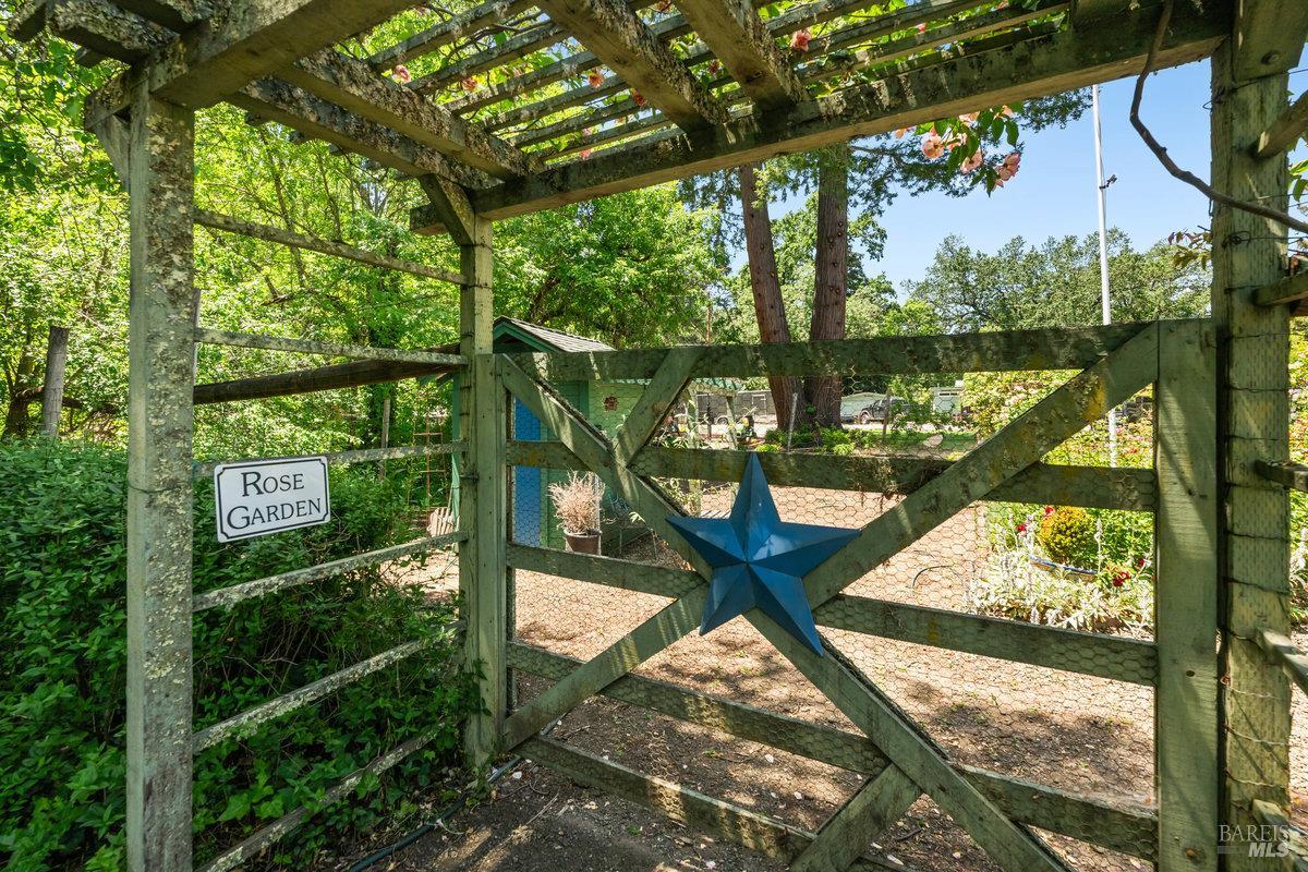 Detail Gallery Image 43 of 47 For 3227 State Highway 128 Hwy, Calistoga,  CA 94515 - 2 Beds | 2 Baths