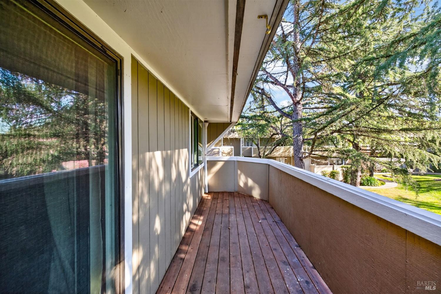 Detail Gallery Image 22 of 31 For 2141 W Steele Ln, Santa Rosa,  CA 95403 - 2 Beds | 1/1 Baths