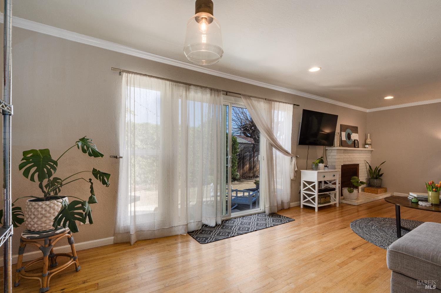 Detail Gallery Image 12 of 33 For 3770 Dover St, Napa,  CA 94558 - 3 Beds | 2 Baths