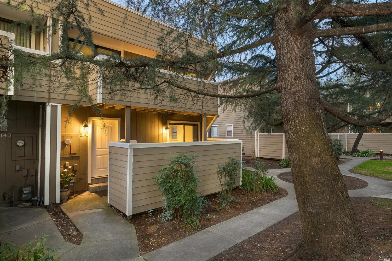 Front Image Thumbnail for BA326009643