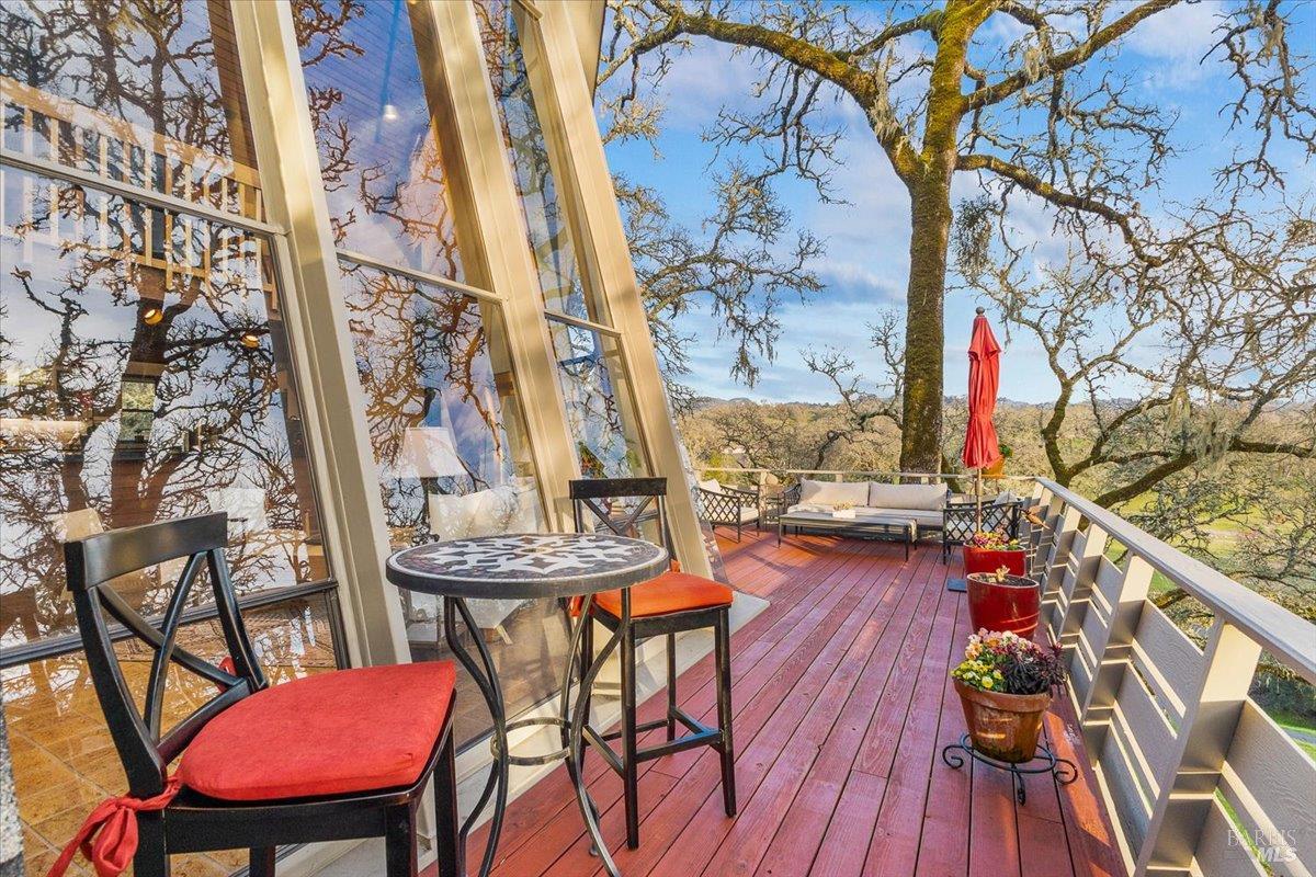 Detail Gallery Image 25 of 37 For 10045 Loch Haven Dr, Santa Rosa,  CA 95404 - 3 Beds | 2 Baths