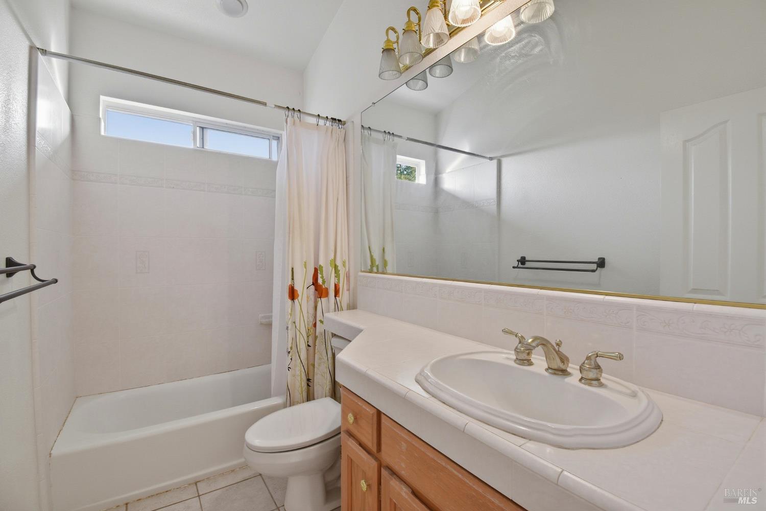 Detail Gallery Image 28 of 39 For 5828 Owl Hill Ave, Santa Rosa,  CA 95409 - 4 Beds | 3/1 Baths