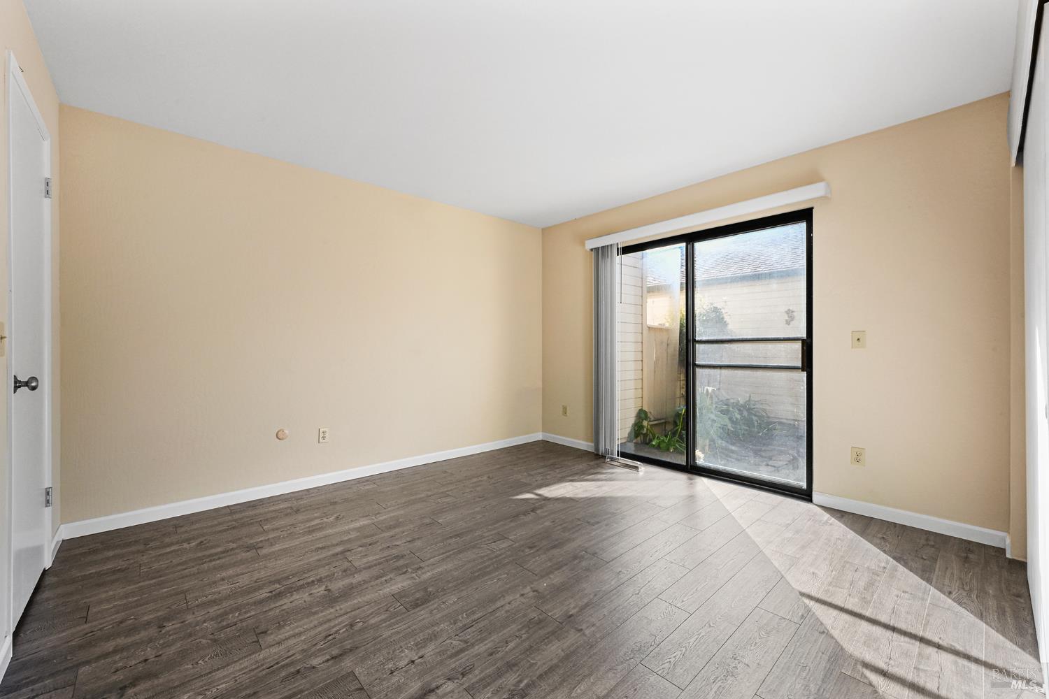 Detail Gallery Image 24 of 36 For 1220 North St, Santa Rosa,  CA 95404 - 2 Beds | 2 Baths