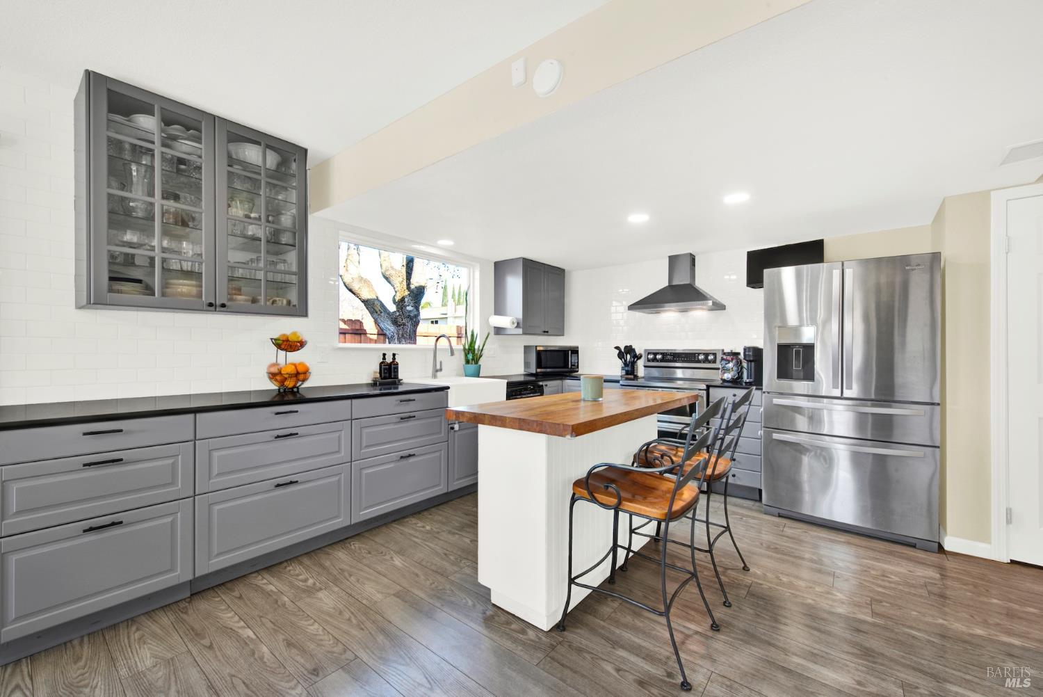 Detail Gallery Image 25 of 83 For 655 Marshall Ct, Vacaville,  CA 95687 - 3 Beds | 2 Baths