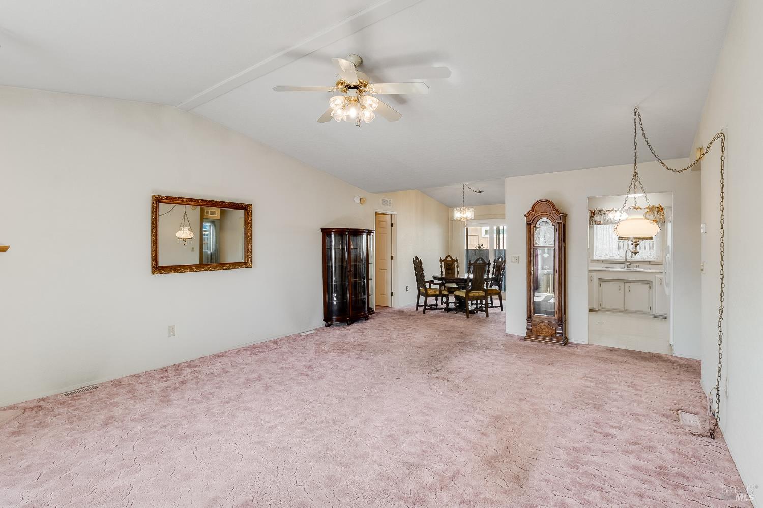 Detail Gallery Image 10 of 46 For 2555 Flosden Rd 65, American Canyon,  CA 94503 - 3 Beds | 2 Baths