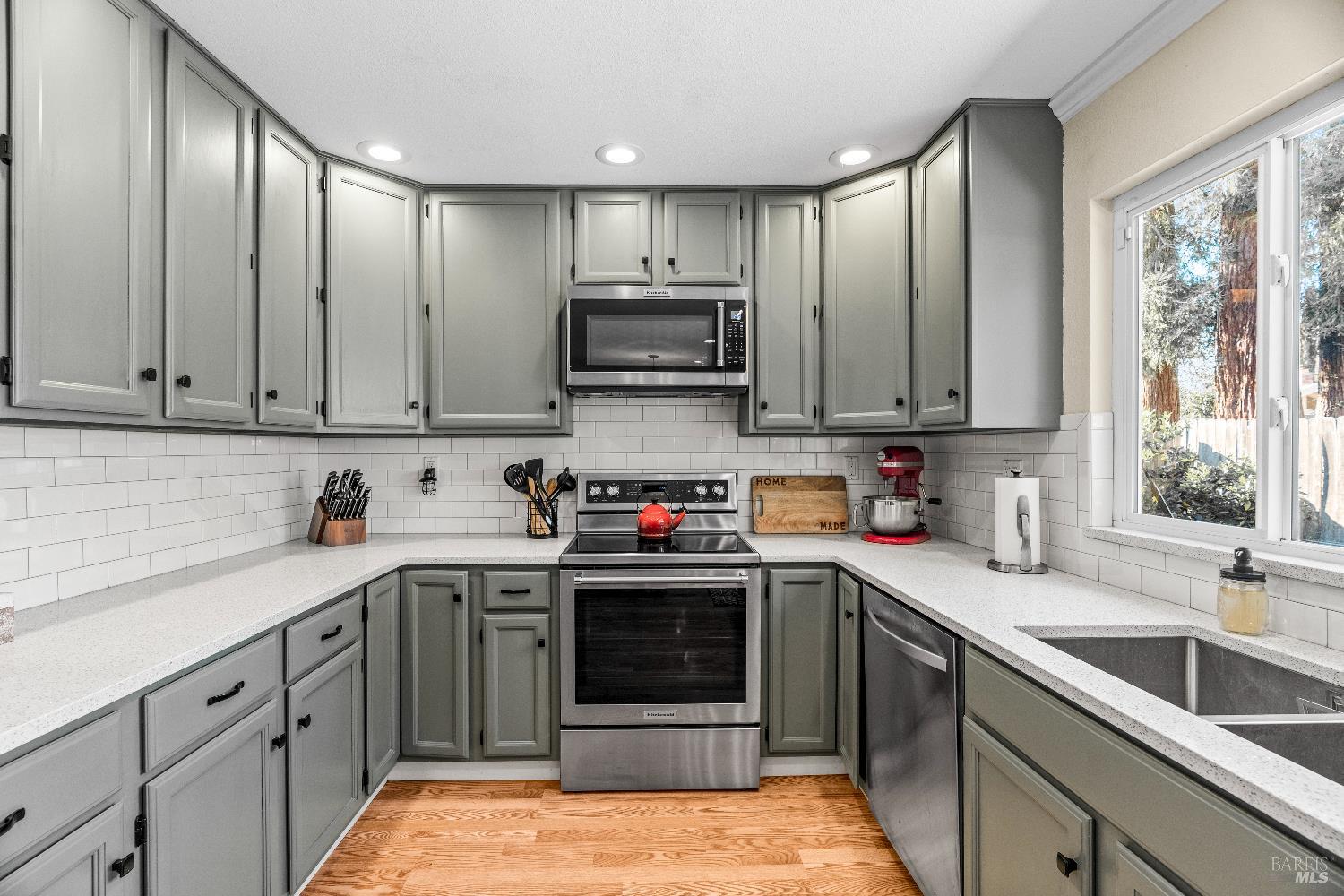 Detail Gallery Image 9 of 27 For 4410 Meadowlark Dr, Napa,  CA 94558 - 3 Beds | 2 Baths