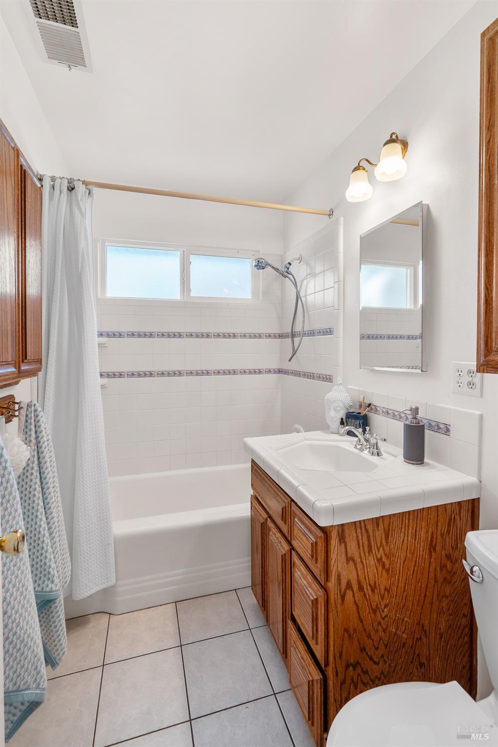 Detail Gallery Image 29 of 51 For 1179 Oakwood Ave, Vallejo,  CA 94591 - 2 Beds | 2 Baths