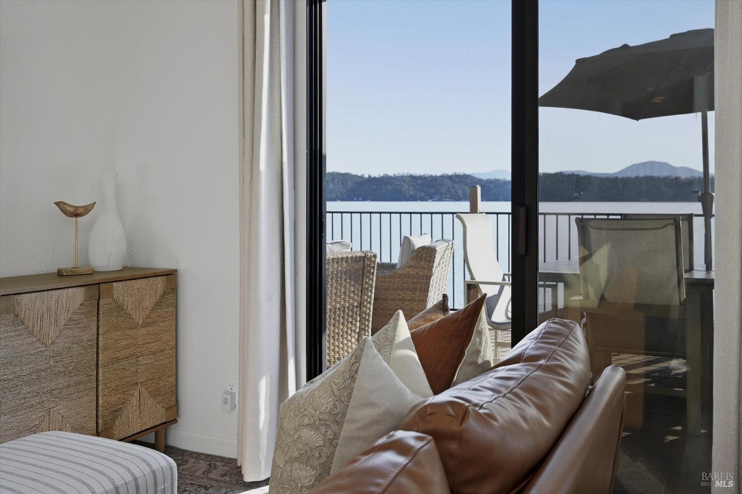 Detail Gallery Image 21 of 55 For 10727 E Highway 20 Unkn, Clearlake Oaks,  CA 95423 - 3 Beds | 3 Baths