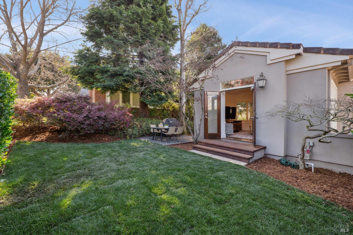 Detail Gallery Image 25 of 51 For 13 Upper Cecilia Way, Tiburon,  CA 94920 - 4 Beds | 3/1 Baths