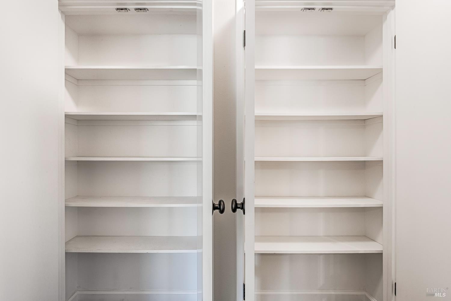 Detail Gallery Image 27 of 41 For 8902 Oak Trail Dr, Santa Rosa,  CA 95409 - 3 Beds | 2 Baths