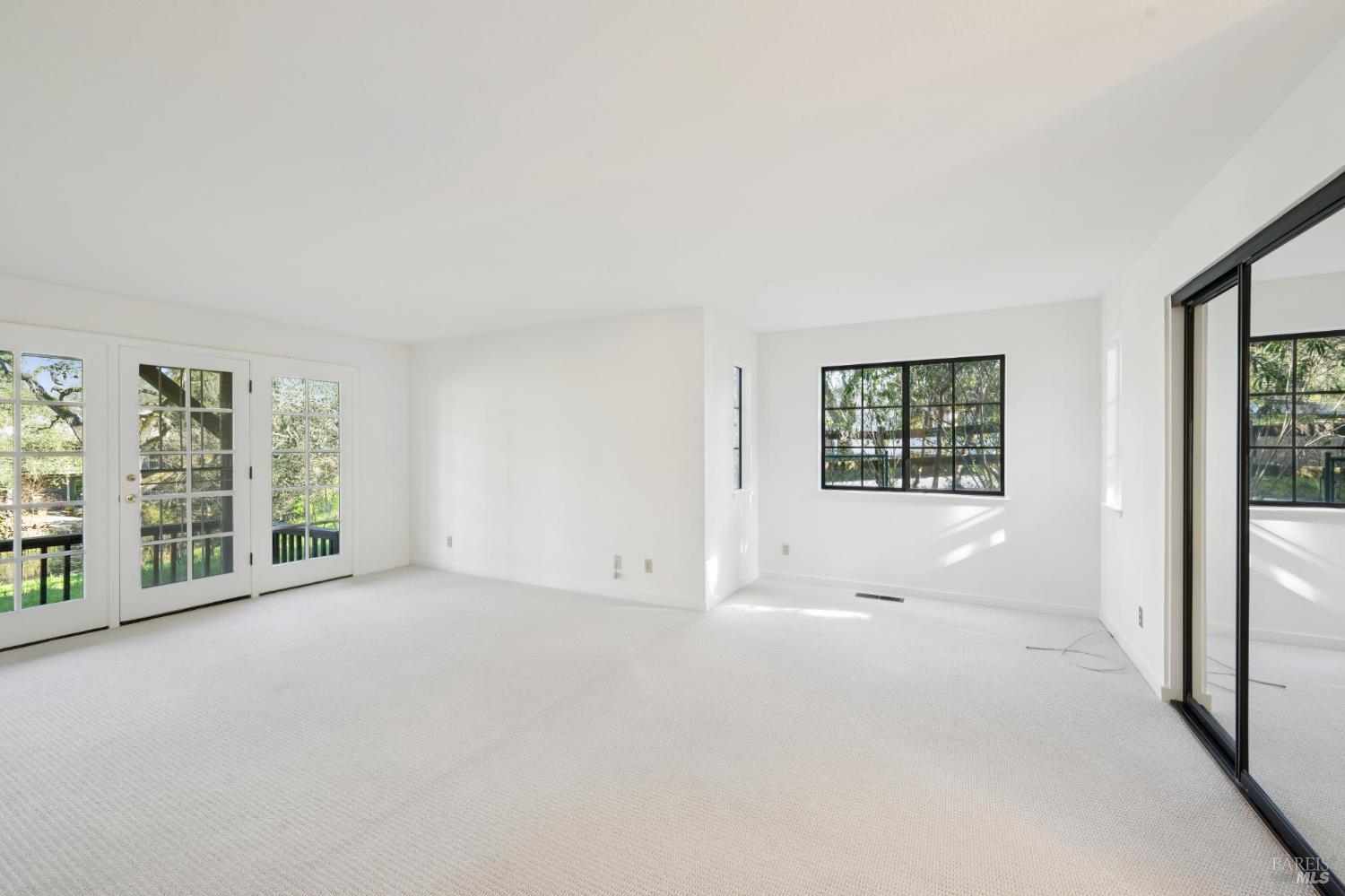 Detail Gallery Image 23 of 34 For 1116 Princeton Dr, Sonoma,  CA 95476 - 3 Beds | 3/1 Baths