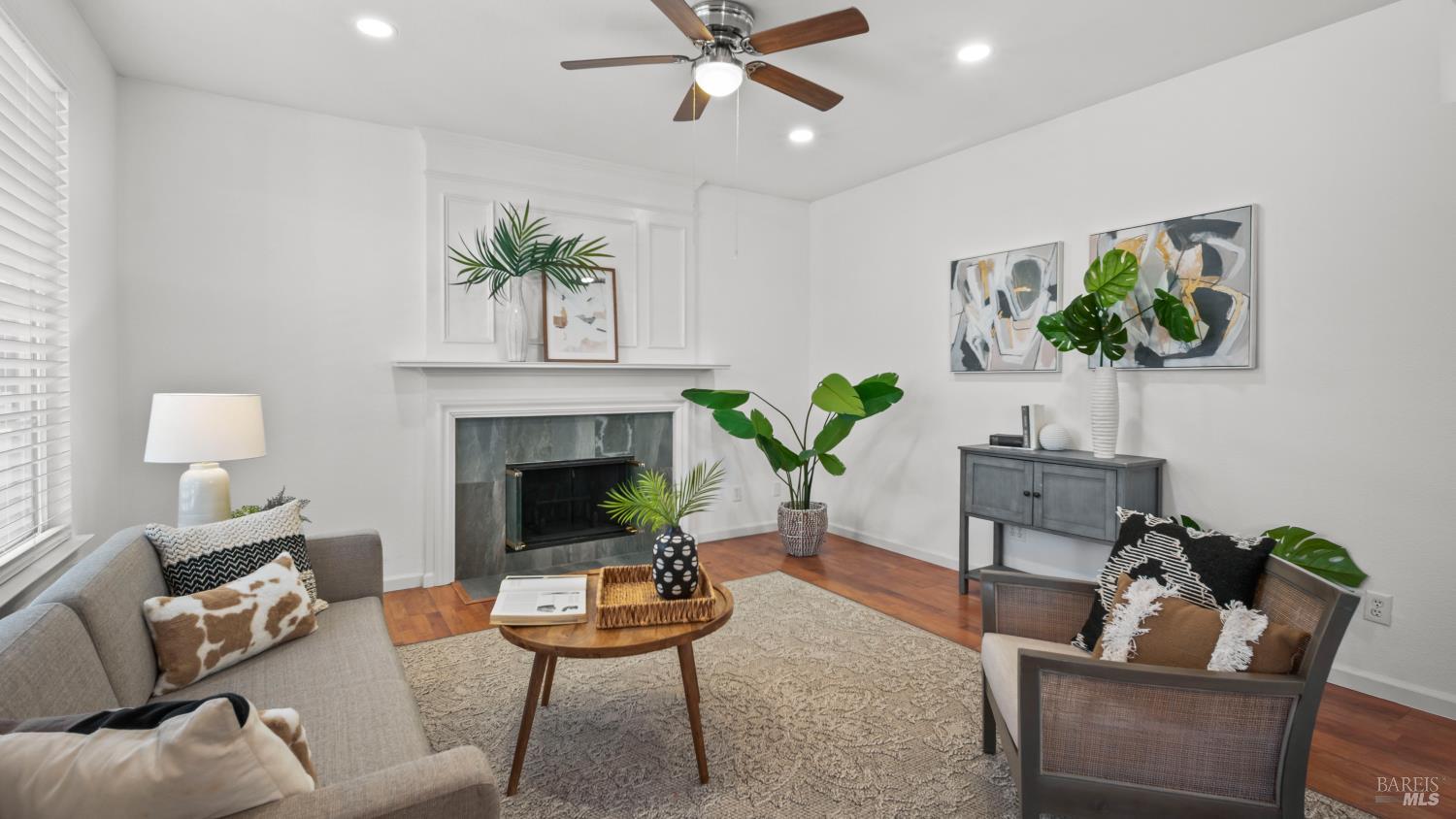 Detail Gallery Image 6 of 35 For 5257 Venus Dr, Fairfield,  CA 94534 - 3 Beds | 2 Baths