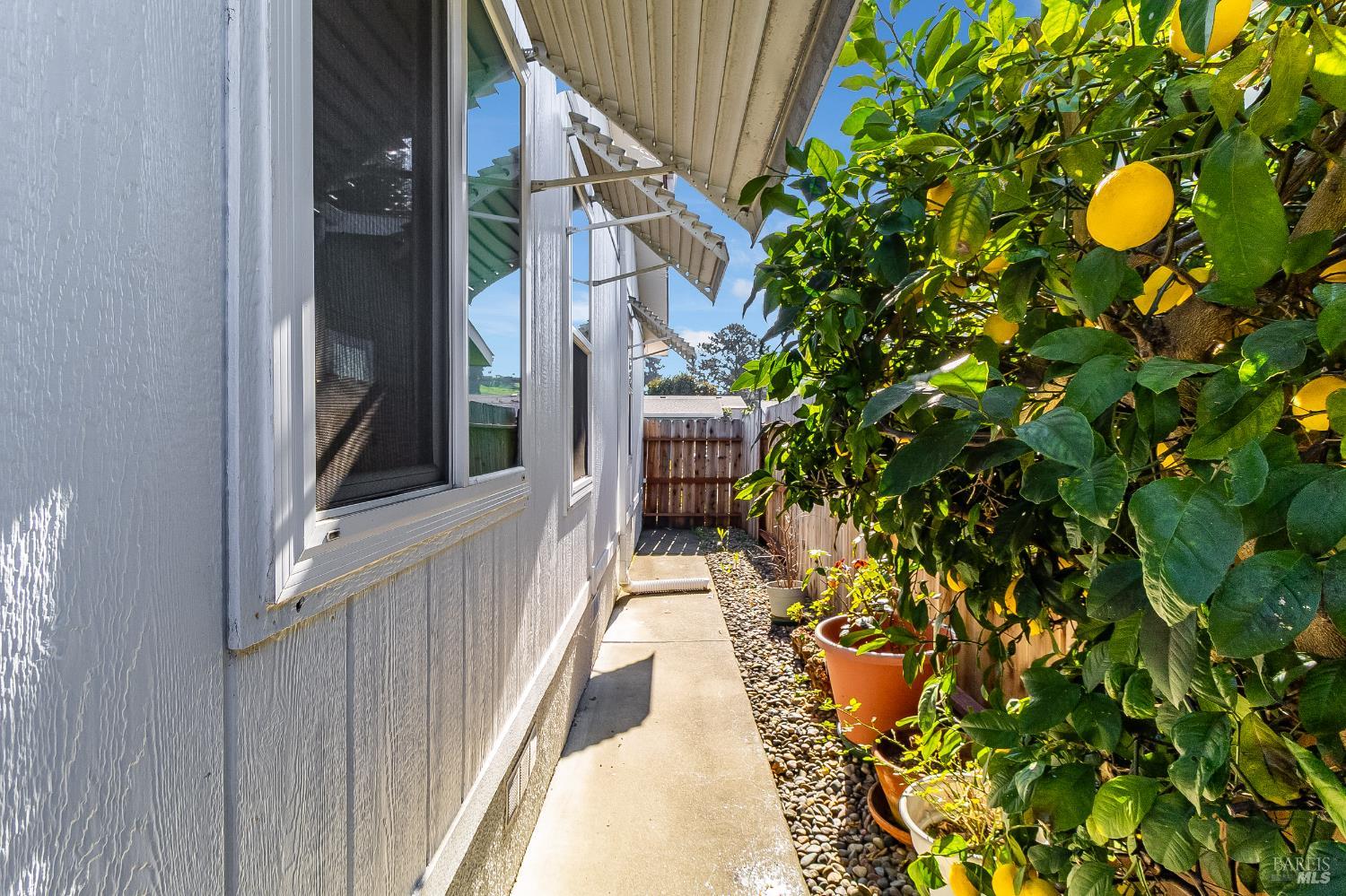Detail Gallery Image 38 of 46 For 2555 Flosden Rd 65, American Canyon,  CA 94503 - 3 Beds | 2 Baths