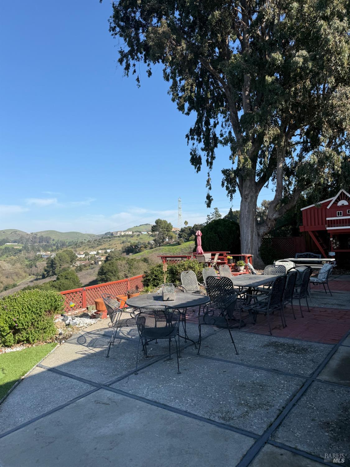 Detail Gallery Image 28 of 36 For 124 Gregory Ln, Vallejo,  CA 94591 - 4 Beds | 2 Baths