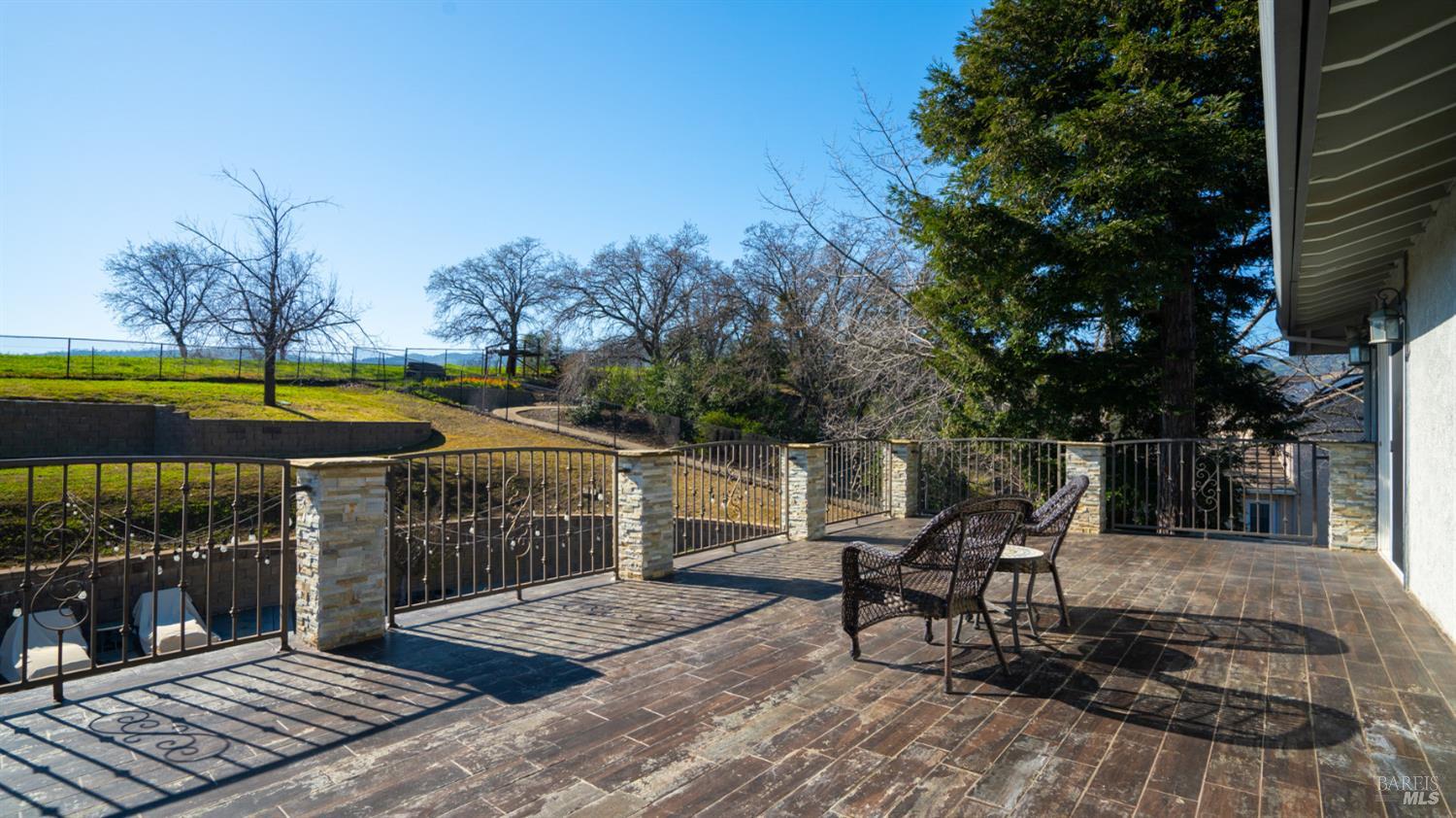 Detail Gallery Image 42 of 98 For 220 Hidden Valley Ln, Vacaville,  CA 95688 - 3 Beds | 2/1 Baths