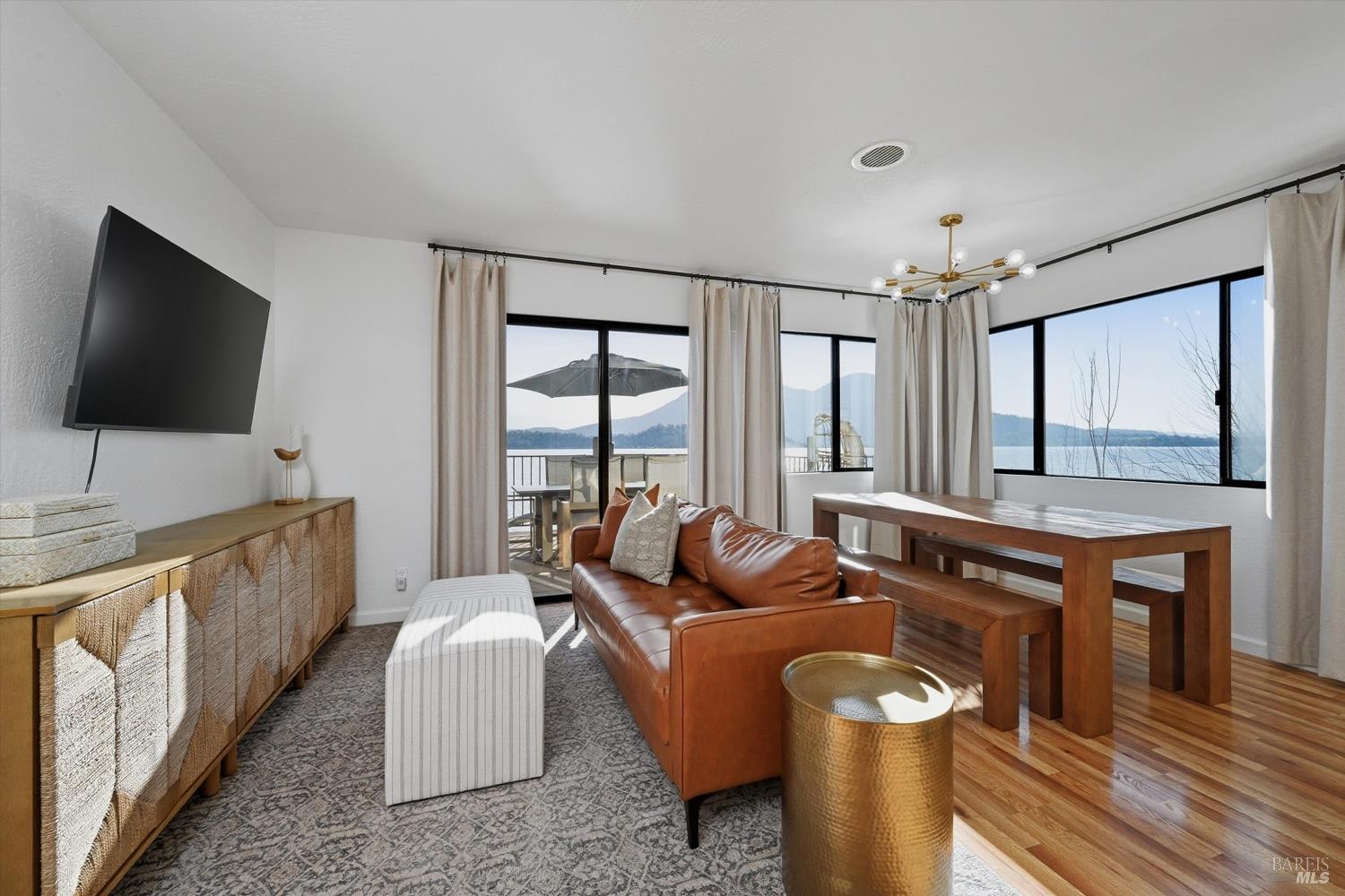 Detail Gallery Image 7 of 55 For 10727 E Highway 20 Unkn, Clearlake Oaks,  CA 95423 - 3 Beds | 3 Baths