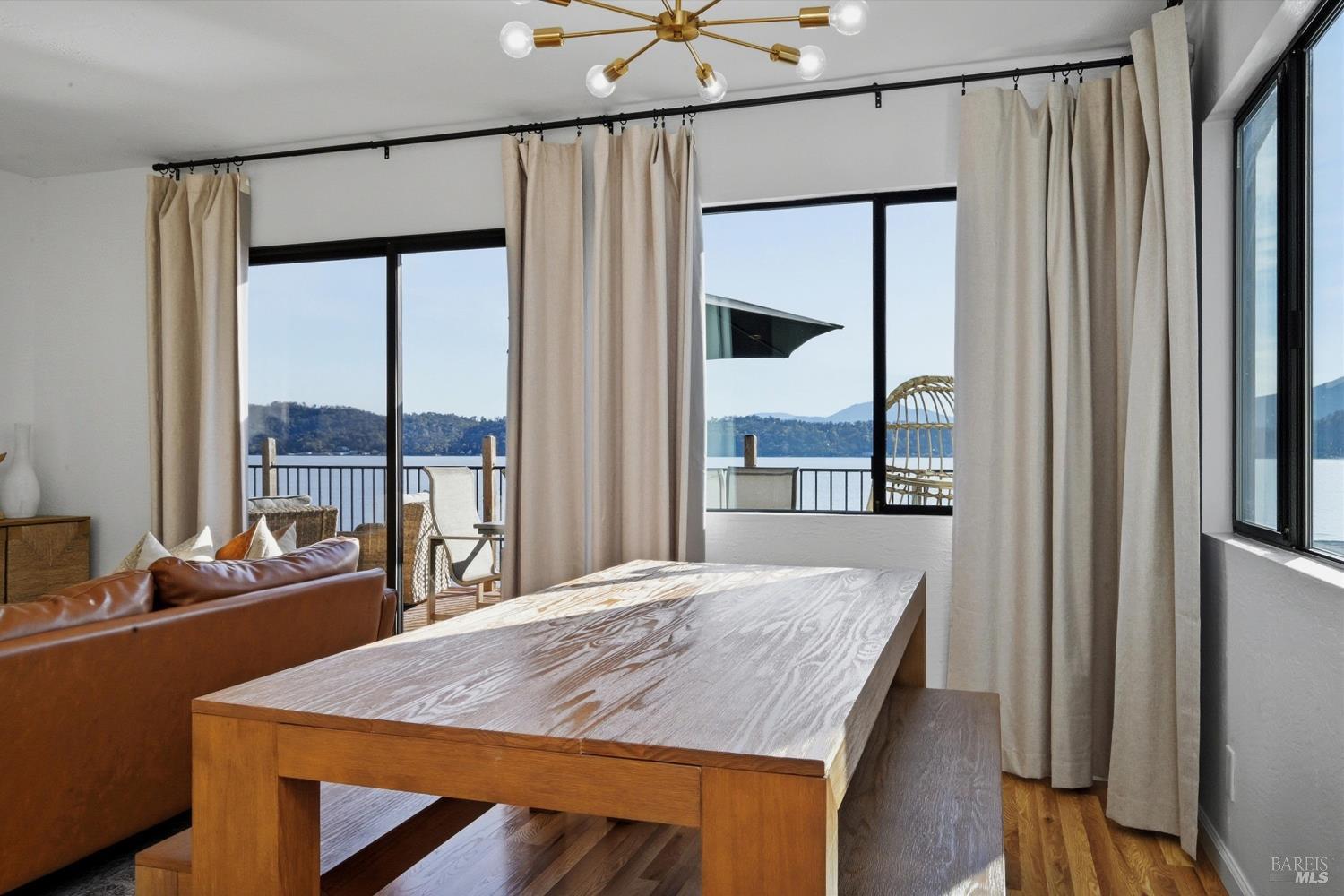 Detail Gallery Image 6 of 55 For 10727 E Highway 20 Unkn, Clearlake Oaks,  CA 95423 - 3 Beds | 3 Baths