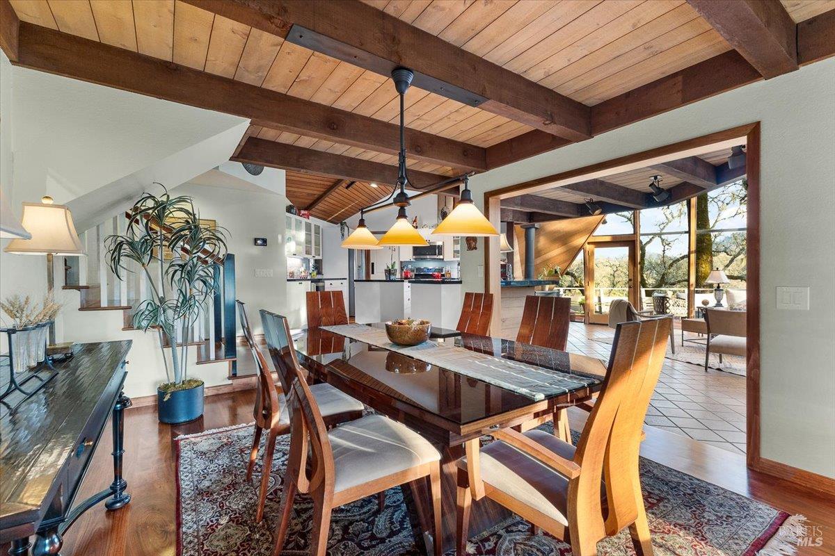 Detail Gallery Image 10 of 37 For 10045 Loch Haven Dr, Santa Rosa,  CA 95404 - 3 Beds | 2 Baths