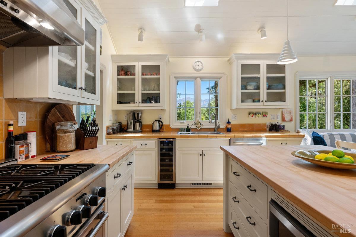 Detail Gallery Image 15 of 47 For 3227 State Highway 128 Hwy, Calistoga,  CA 94515 - 2 Beds | 2 Baths