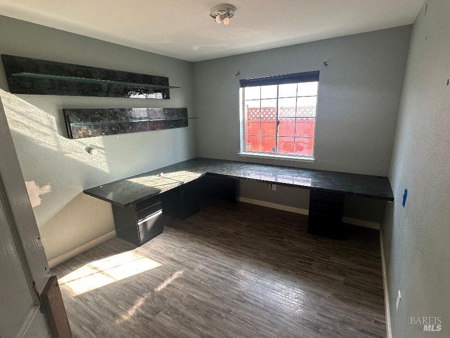 Detail Gallery Image 8 of 21 For 2163 Garnet Cir, Vallejo,  CA 94591 - 4 Beds | 2 Baths