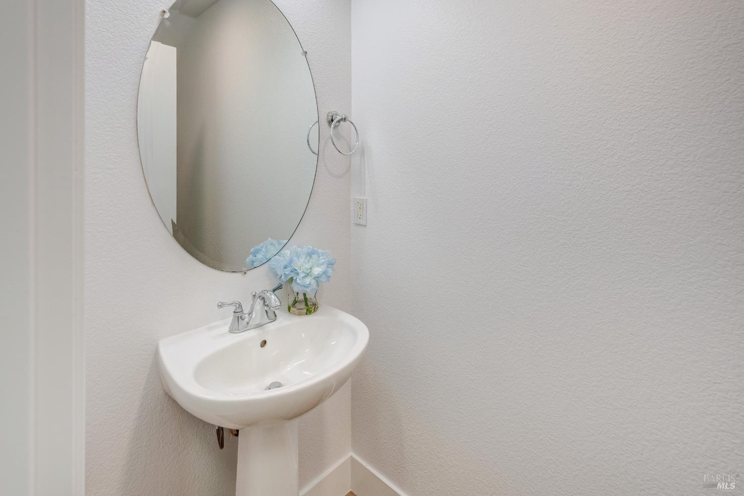 Detail Gallery Image 19 of 38 For 1660 Glenmore Dr, Fairfield,  CA 94533 - 4 Beds | 2/1 Baths
