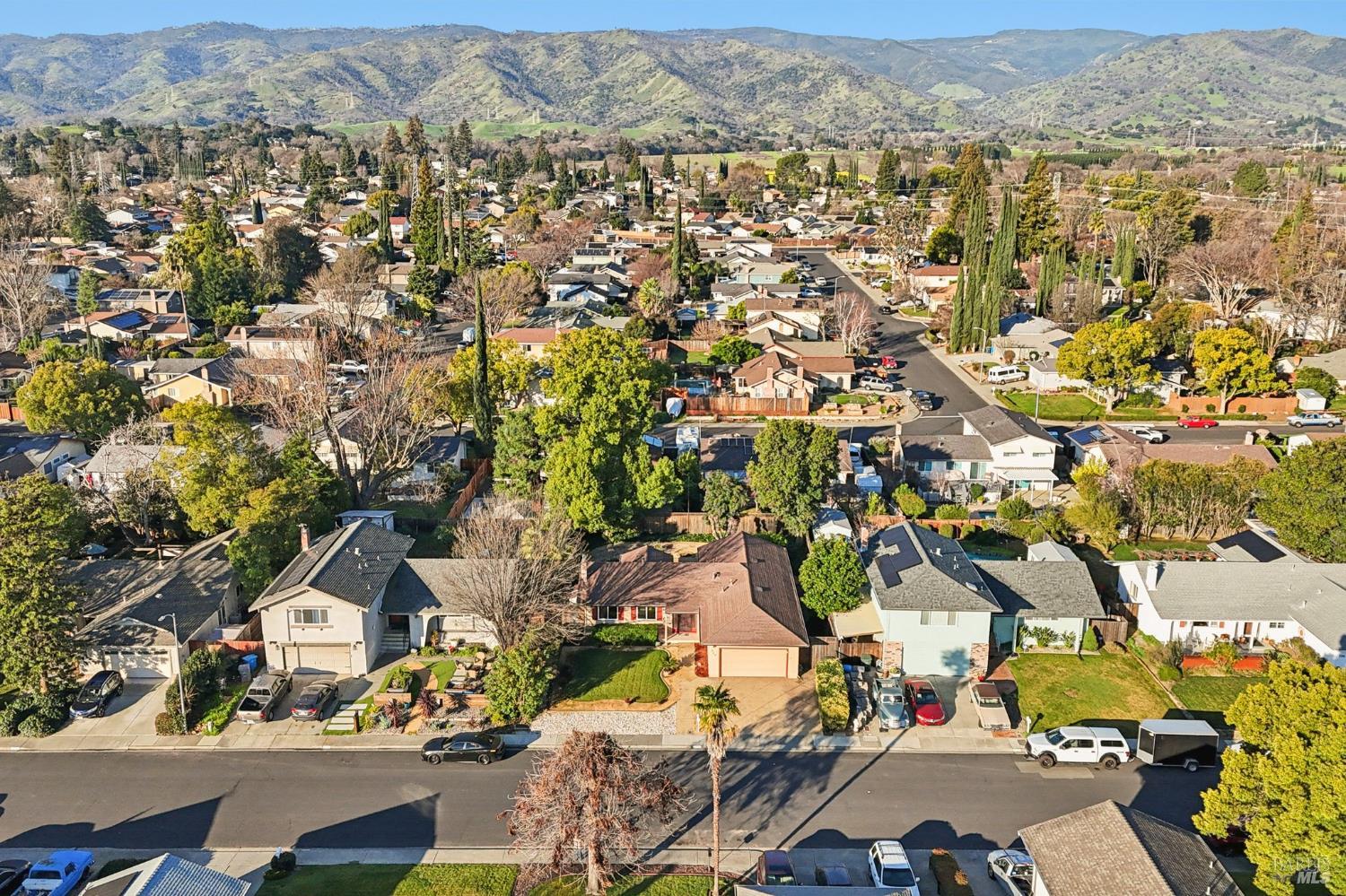 Detail Gallery Image 37 of 49 For 324 Woodside Cir, Vacaville,  CA 95688 - 3 Beds | 2 Baths