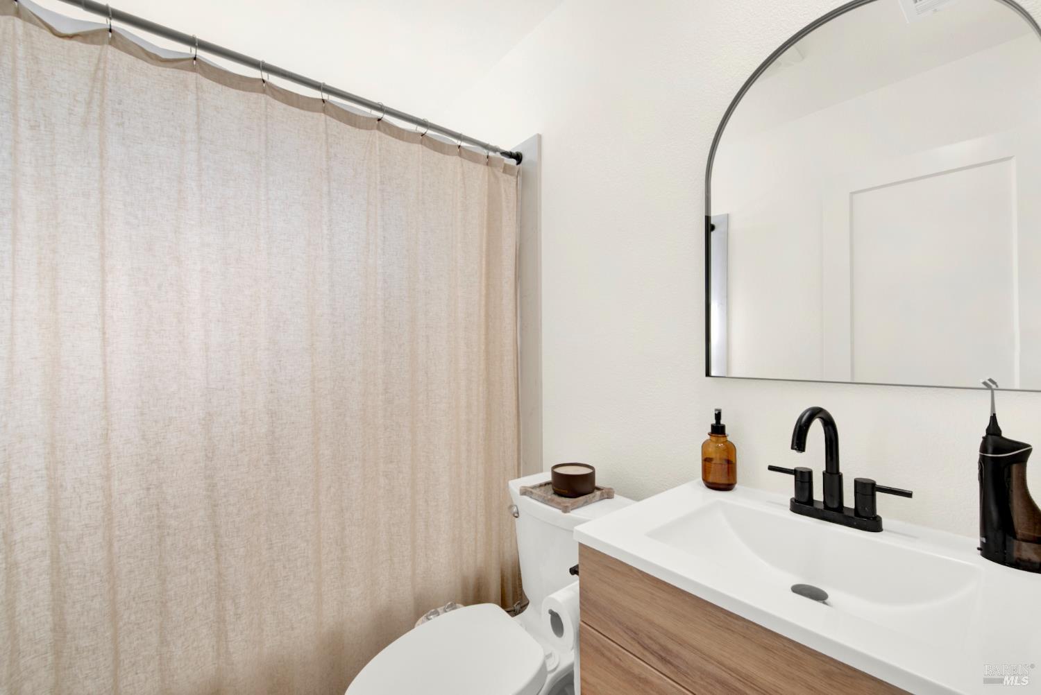 Detail Gallery Image 35 of 56 For 1837 Vermont St, Fairfield,  CA 94533 - 3 Beds | 1 Baths