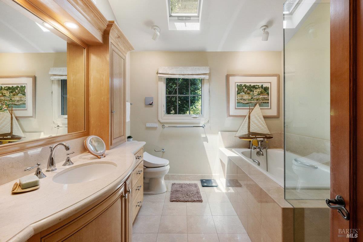 Detail Gallery Image 23 of 47 For 3227 State Highway 128 Hwy, Calistoga,  CA 94515 - 2 Beds | 2 Baths