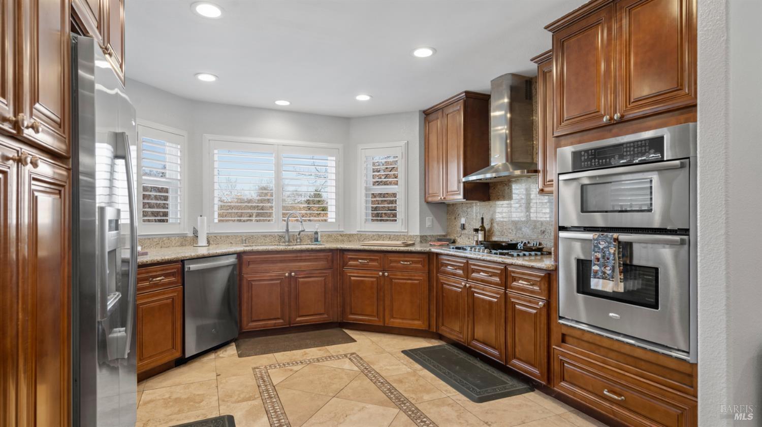 Detail Gallery Image 21 of 98 For 220 Hidden Valley Ln, Vacaville,  CA 95688 - 3 Beds | 2/1 Baths