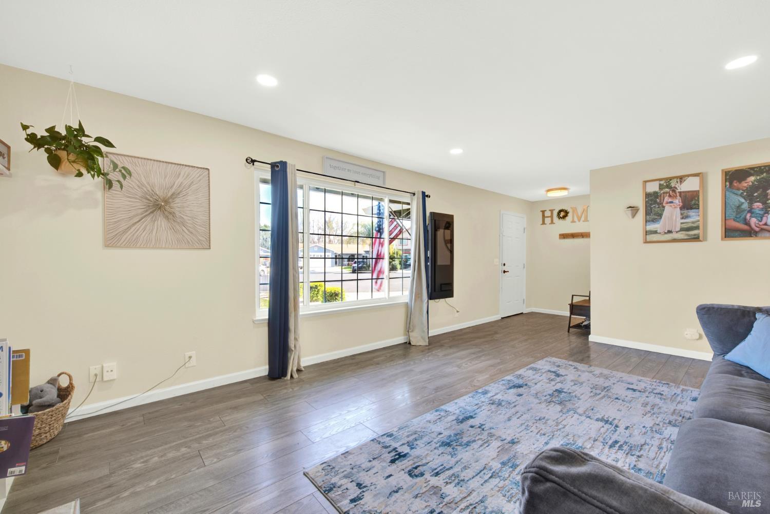 Detail Gallery Image 21 of 83 For 655 Marshall Ct, Vacaville,  CA 95687 - 3 Beds | 2 Baths