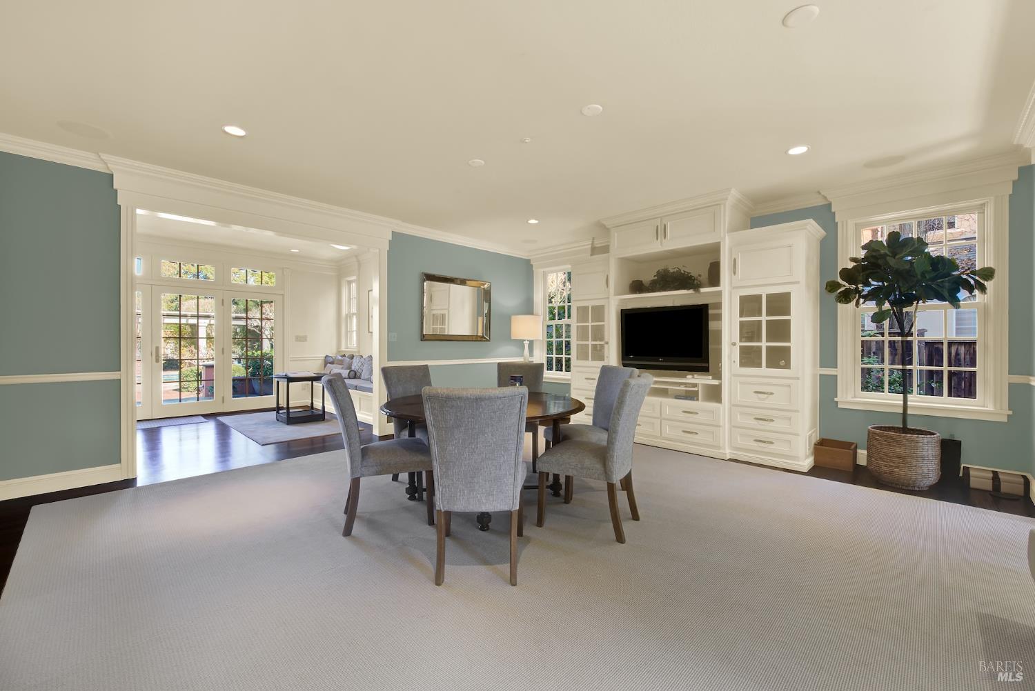 Detail Gallery Image 22 of 86 For 2 Remington Ct, Napa,  CA 94558 - 4 Beds | 3/1 Baths