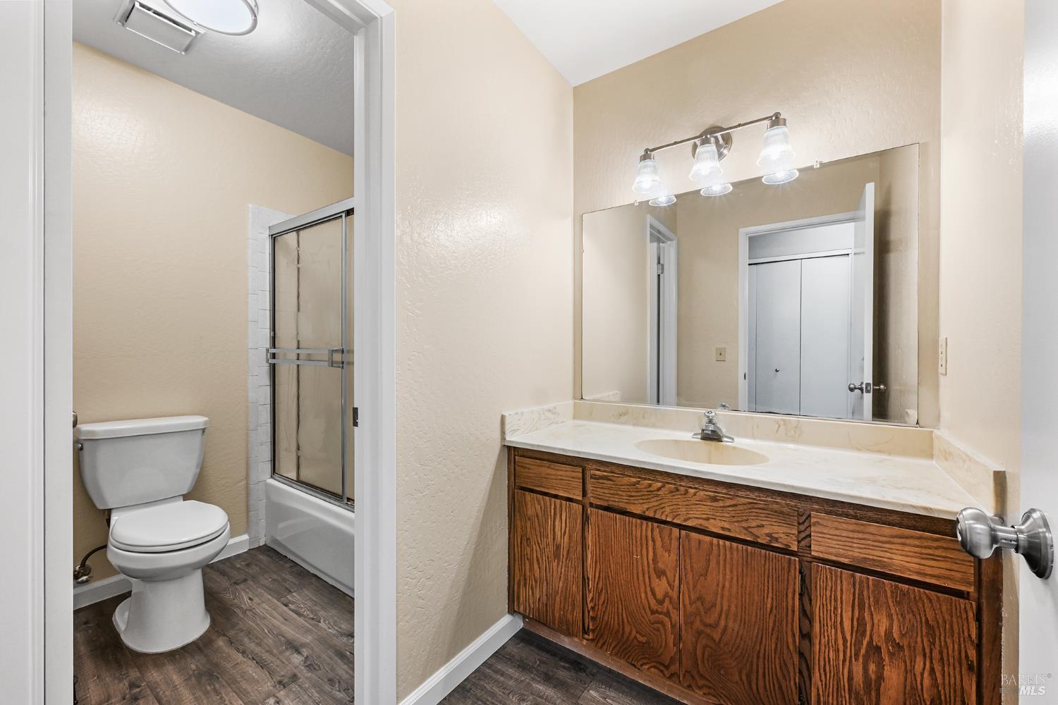 Detail Gallery Image 33 of 36 For 1220 North St, Santa Rosa,  CA 95404 - 2 Beds | 2 Baths