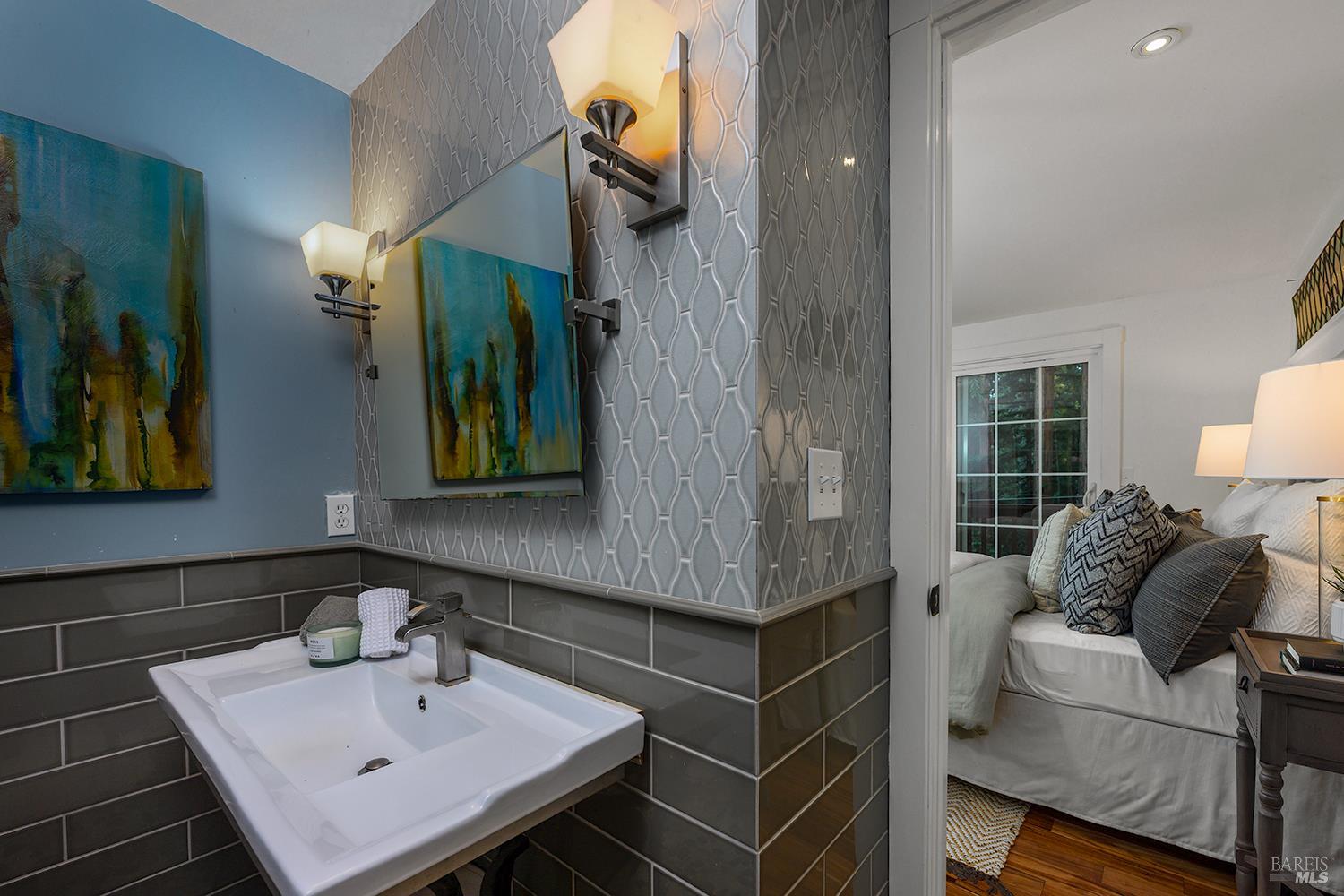 Detail Gallery Image 34 of 39 For 11071 Ogburn Ln, Forestville,  CA 95436 - 2 Beds | 2 Baths