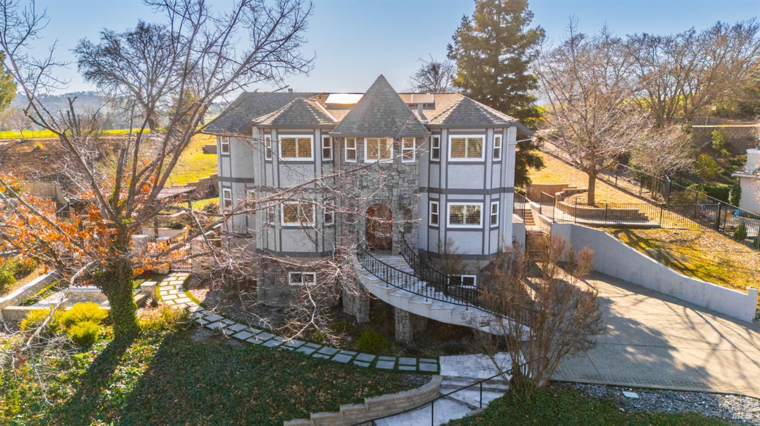 Detail Gallery Image 81 of 98 For 220 Hidden Valley Ln, Vacaville,  CA 95688 - 3 Beds | 2/1 Baths